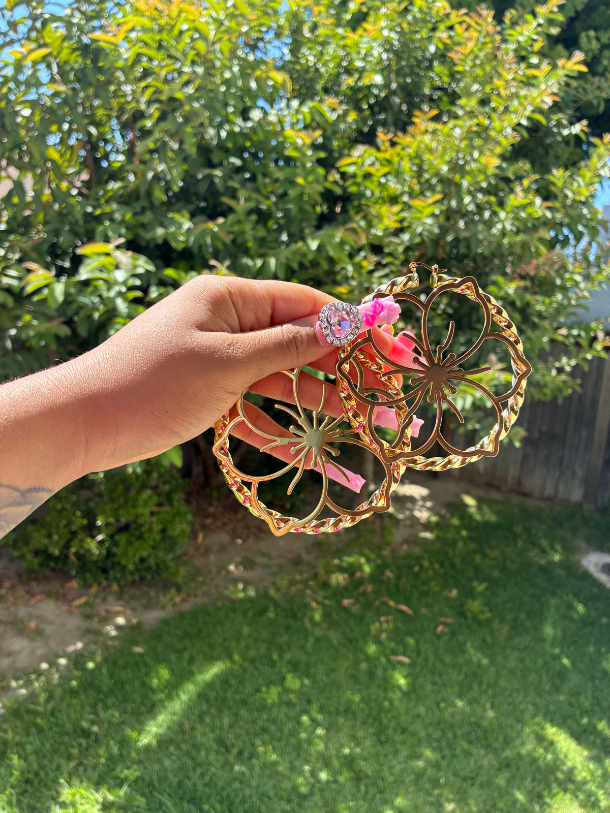FLOWER HOOPS