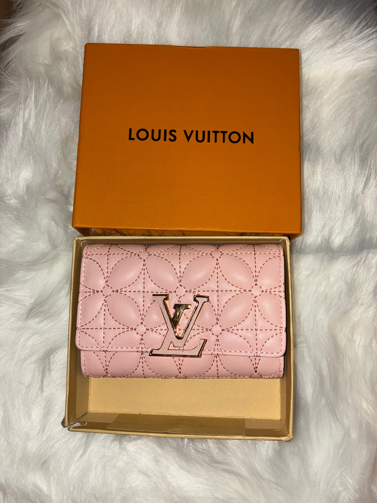 LV CARDHOLDER