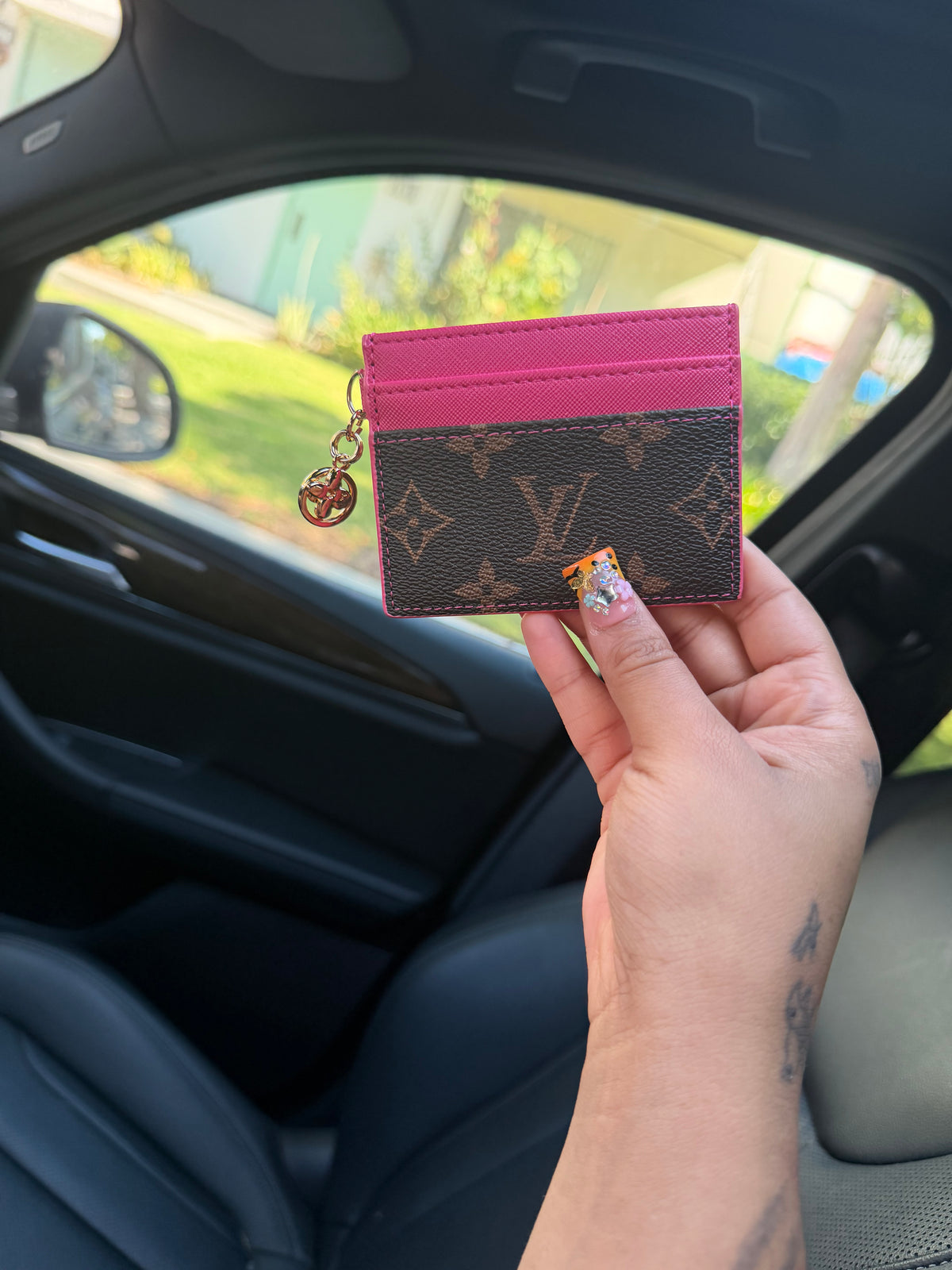 PINK LV CARDHOLDER