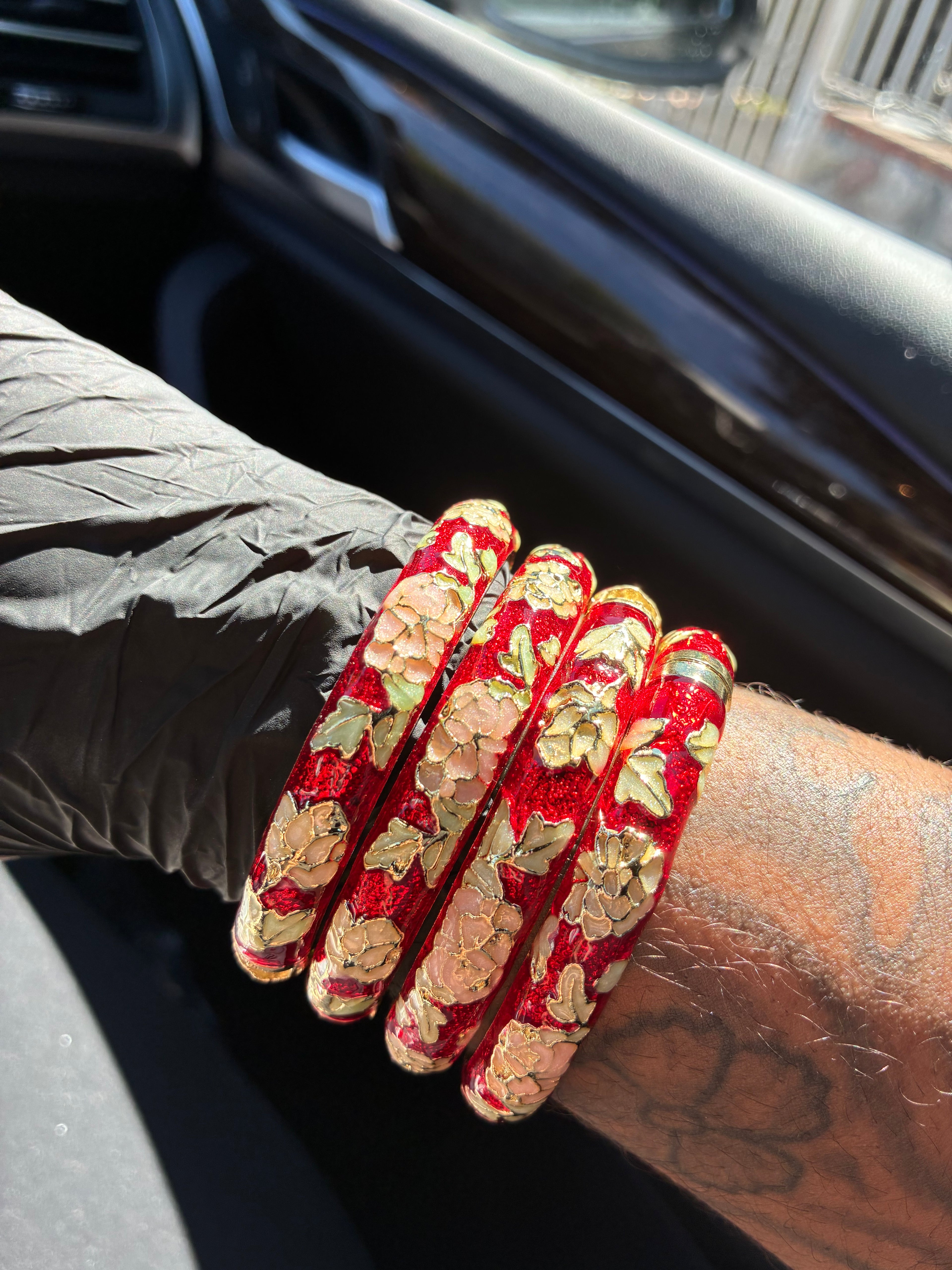 RED FLOWER BANGLE