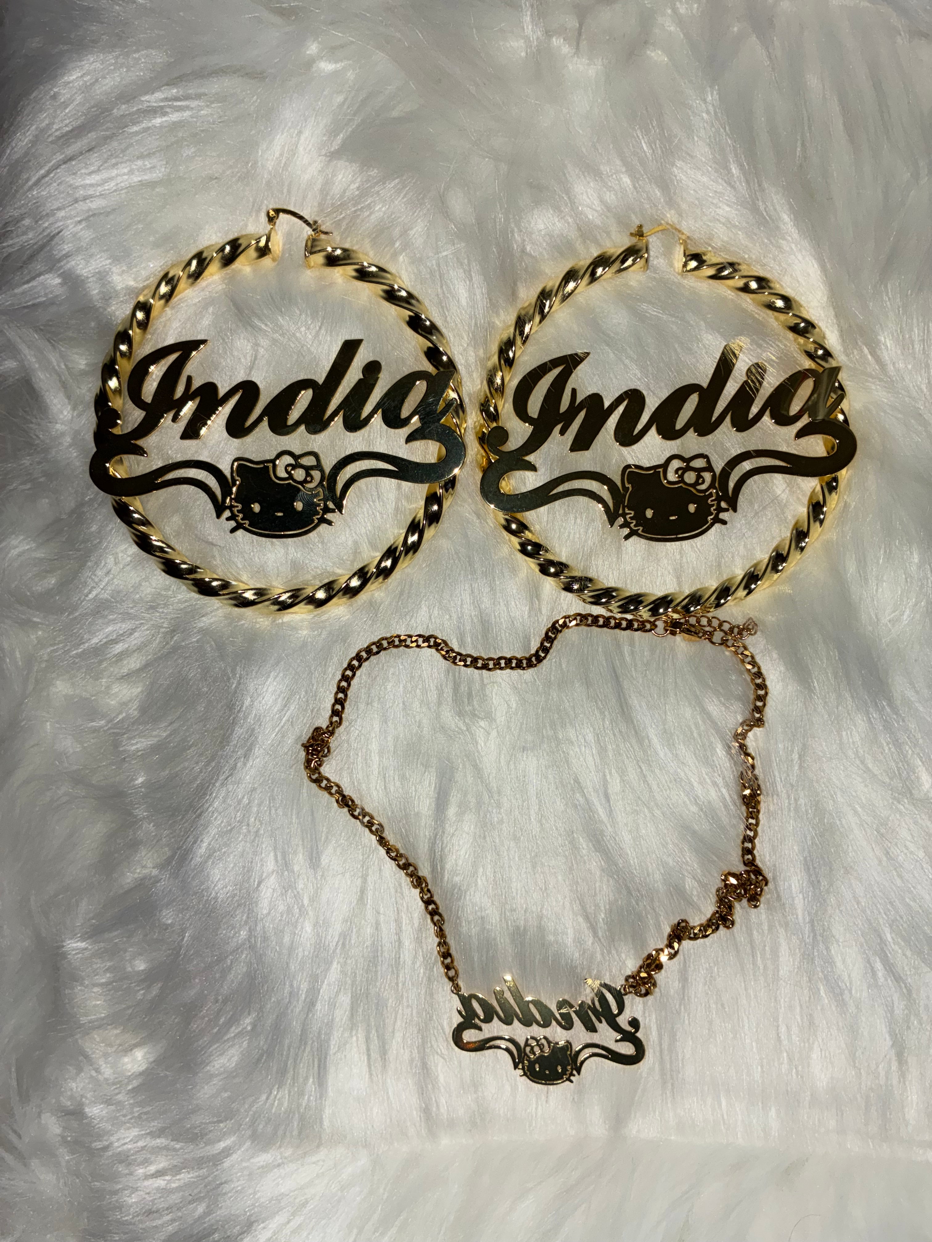 CUSTOM NAME NECKLACE