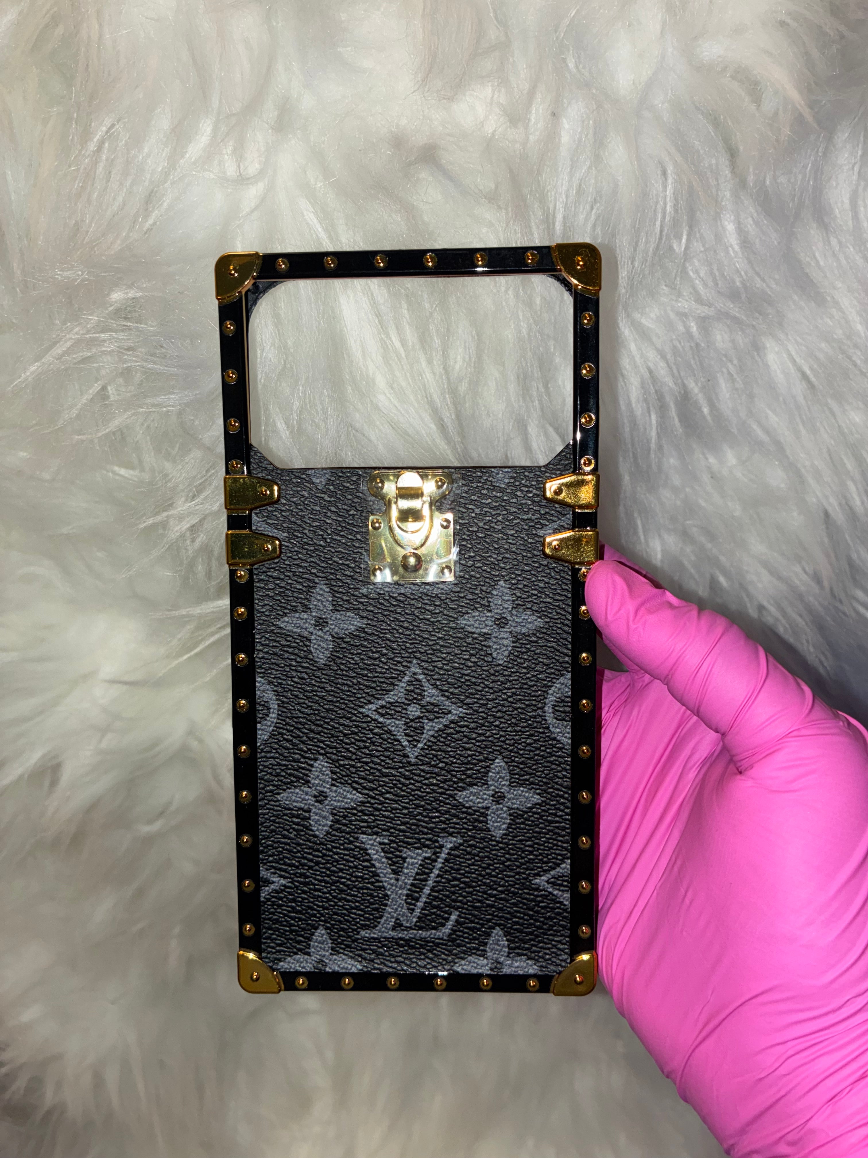 LV CASE