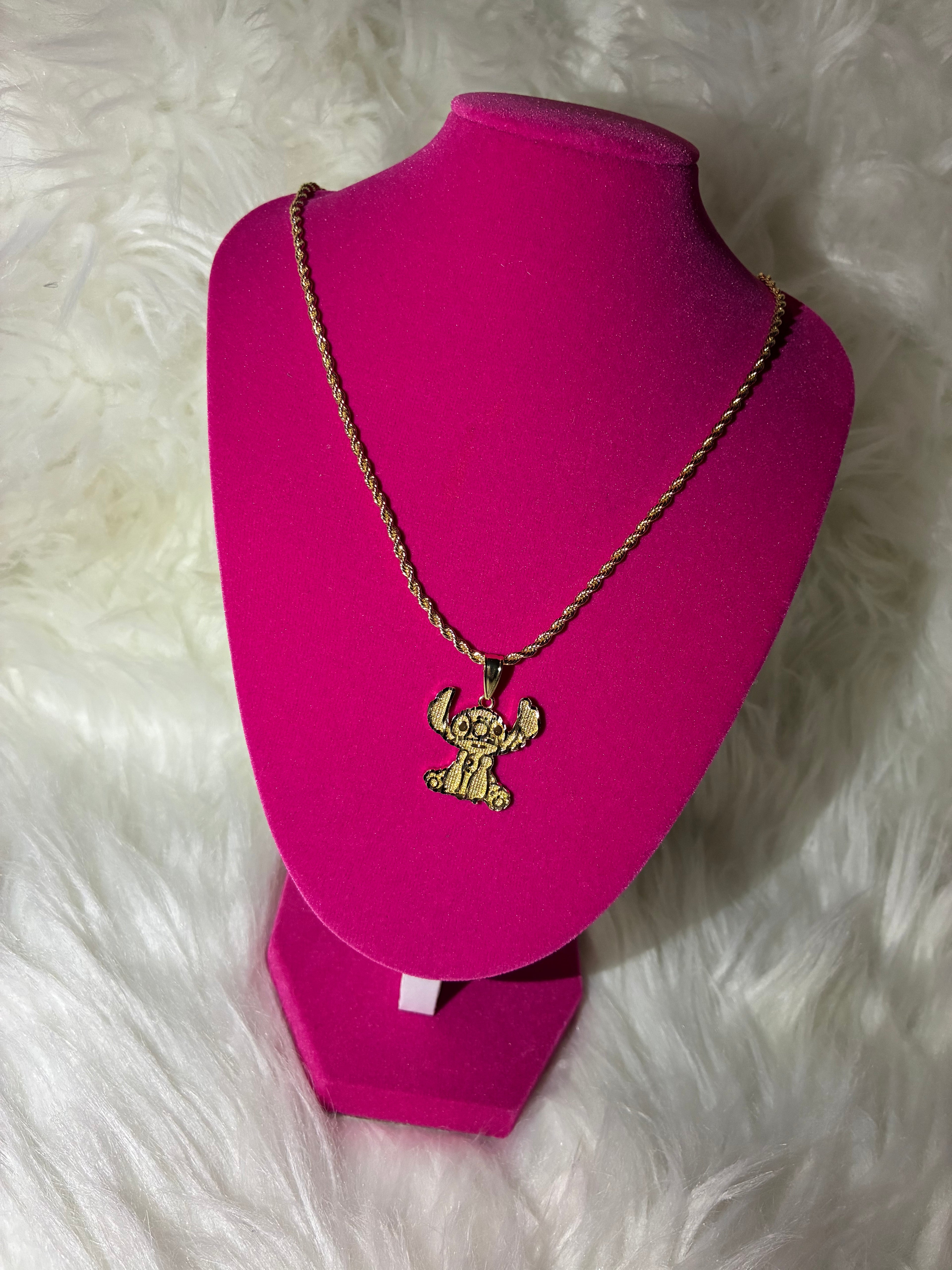 STITCH NECKLACE