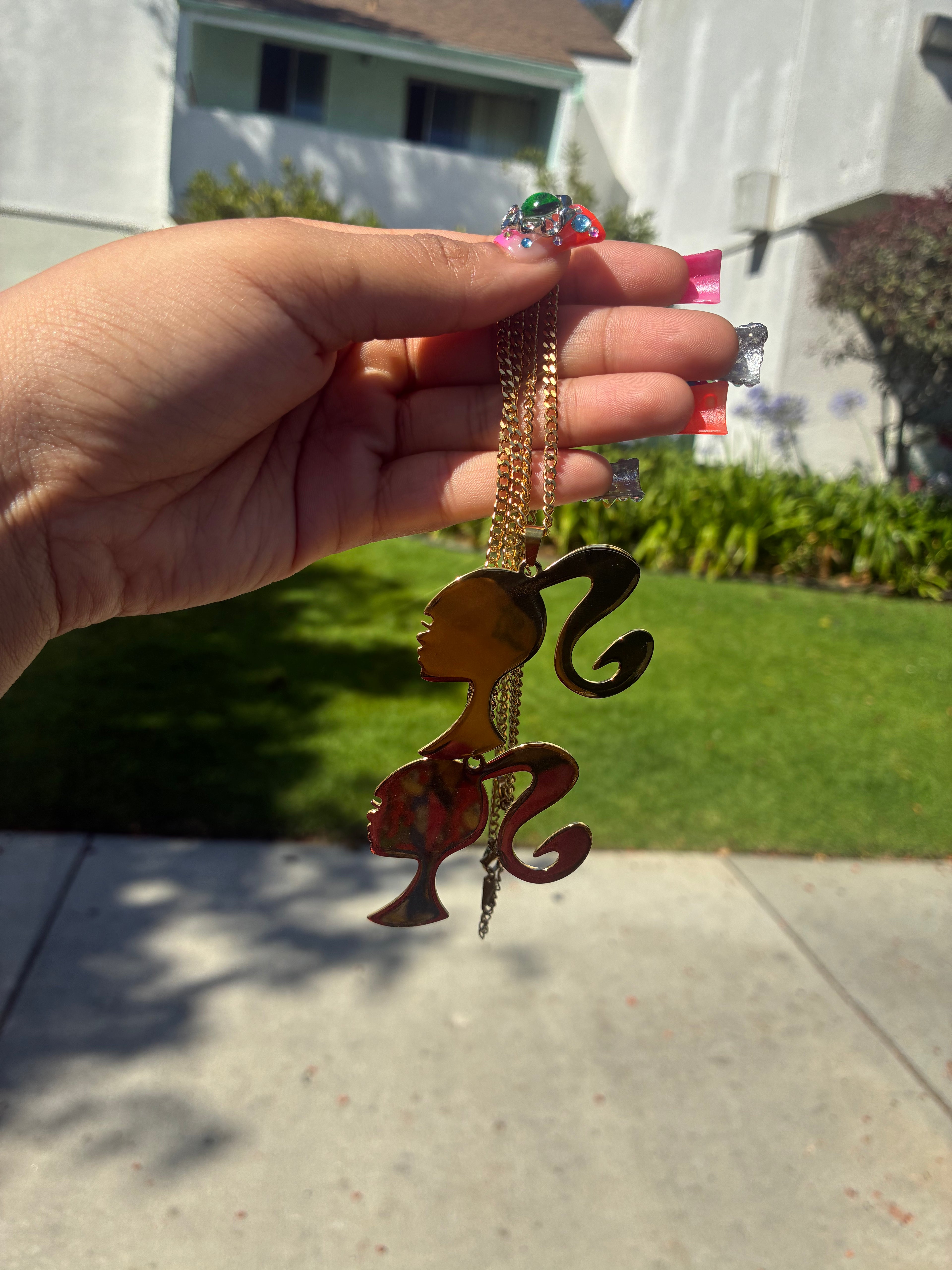 BARBIE CHAIN