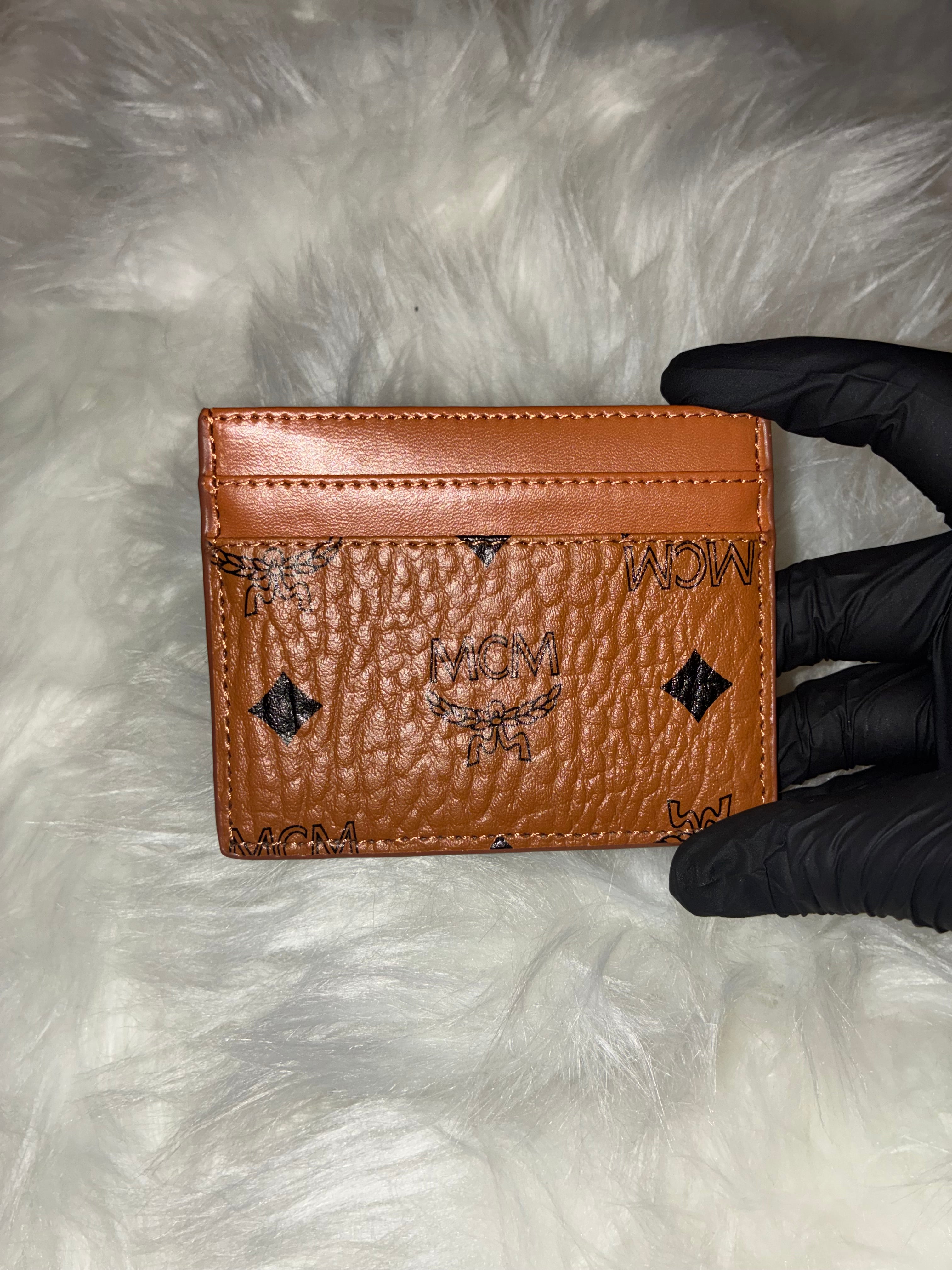 MCM CARDHOLDER