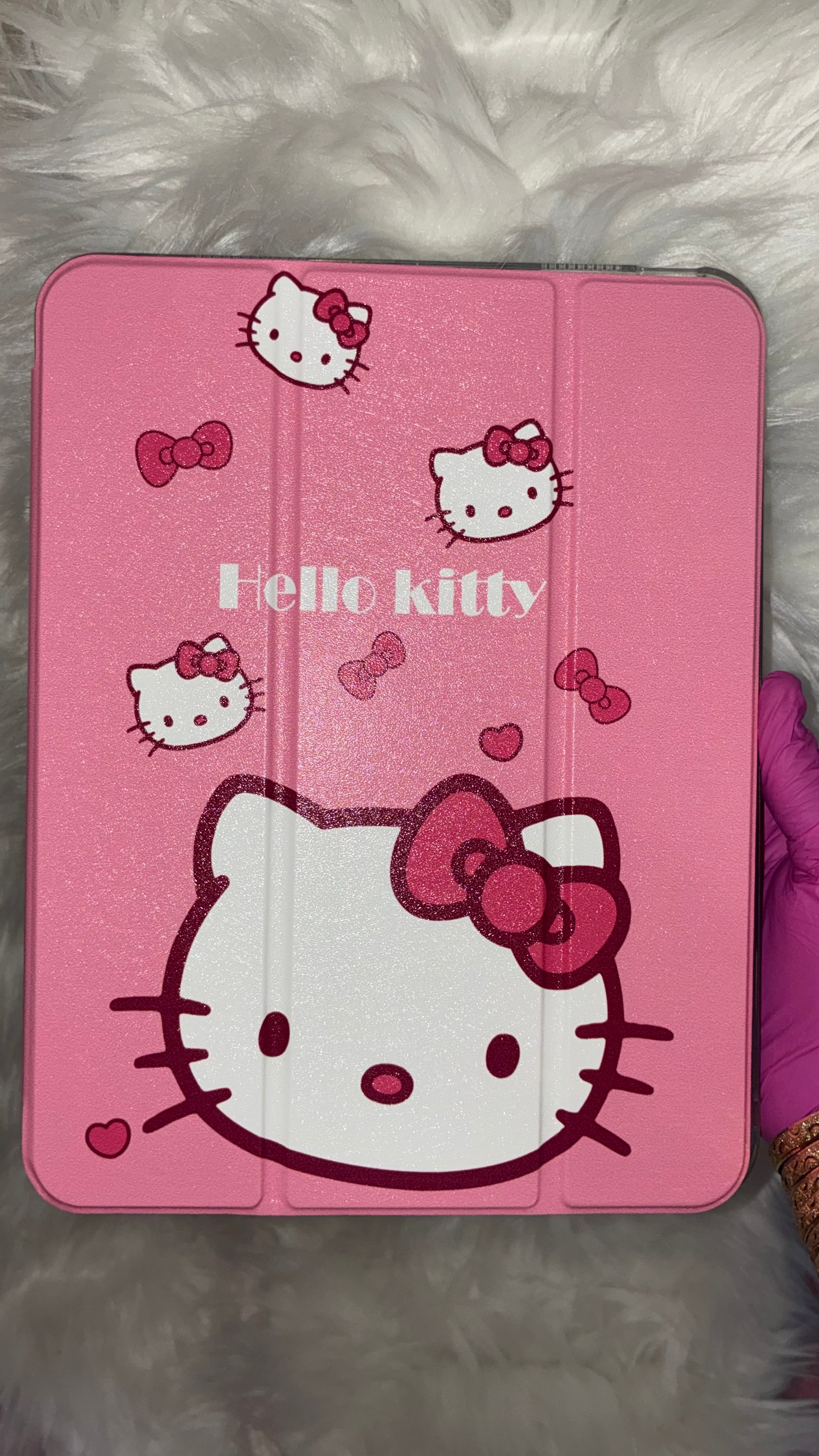 HELLO KITTY IPAD CASE