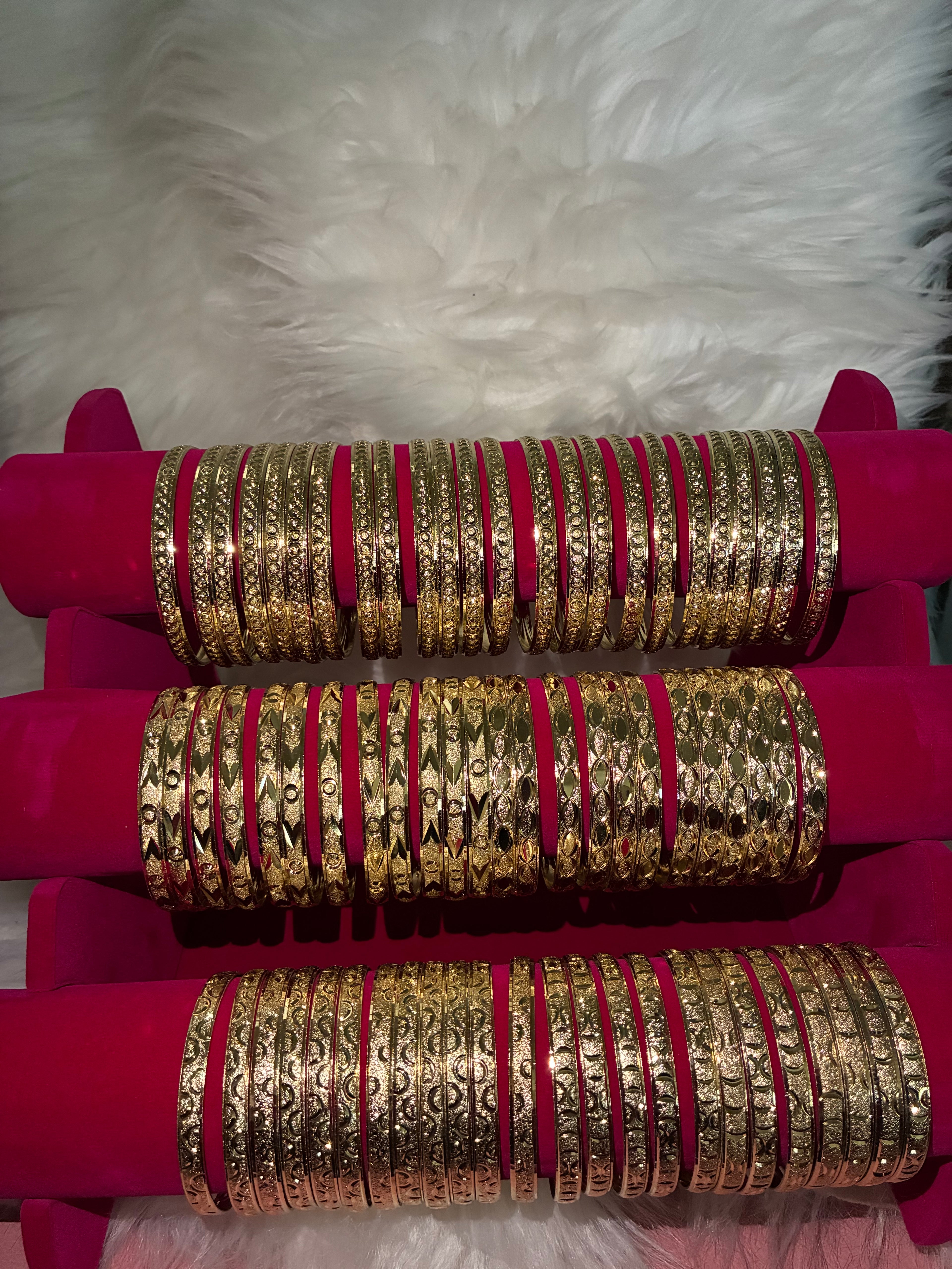 BANGLES